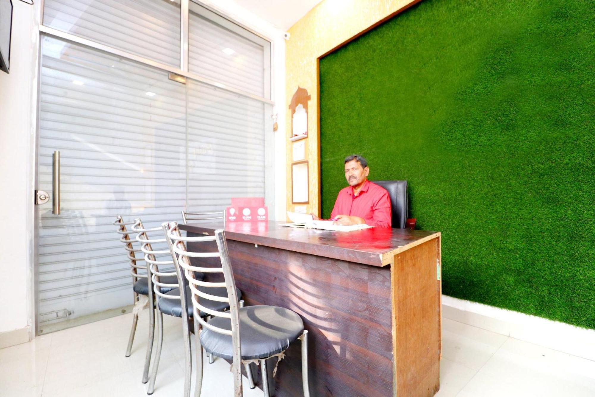 Hotel O Pushp Vatika بهيواني المظهر الخارجي الصورة