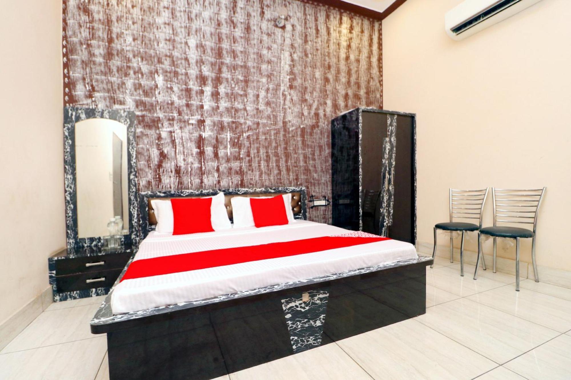 Hotel O Pushp Vatika بهيواني المظهر الخارجي الصورة